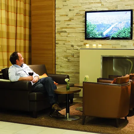 Отель H4 Alexanderplatz