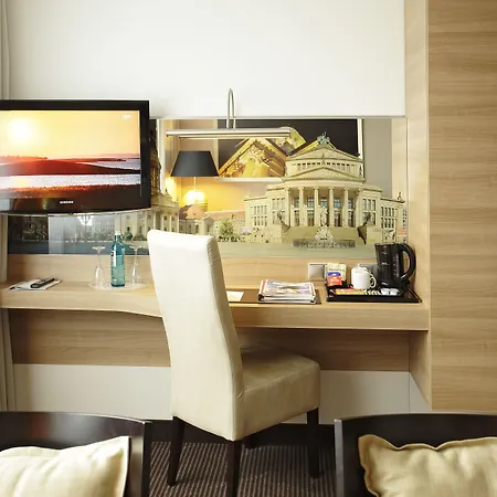 H4 Alexanderplatz Hotel