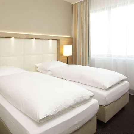 Otel H4 Alexanderplatz