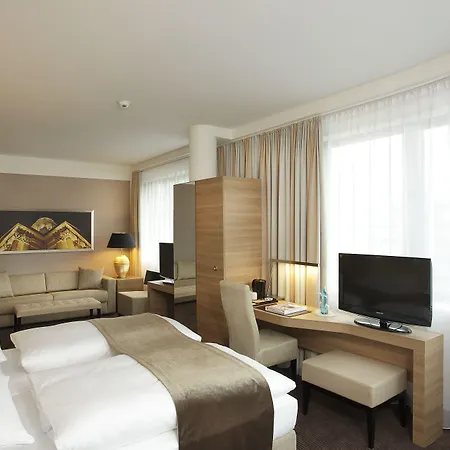 H4 Alexanderplatz Hotel