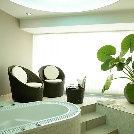 H4 Alexanderplatz Hotel Berlin