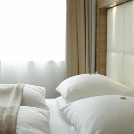 Hotel H4 Alexanderplatz 4*