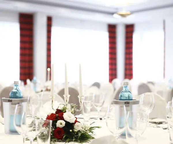 Hotell H4 Alexanderplatz 4*