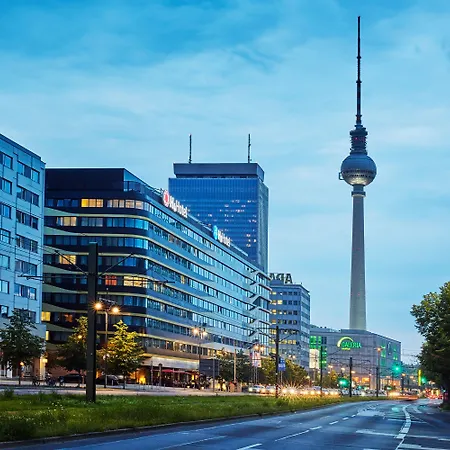 H4 Alexanderplatz Berlino