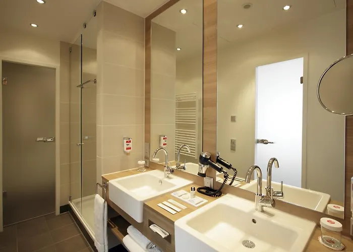 柏林亚历山大广场h4酒店