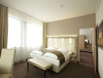 柏林亚历山大广场h4酒店